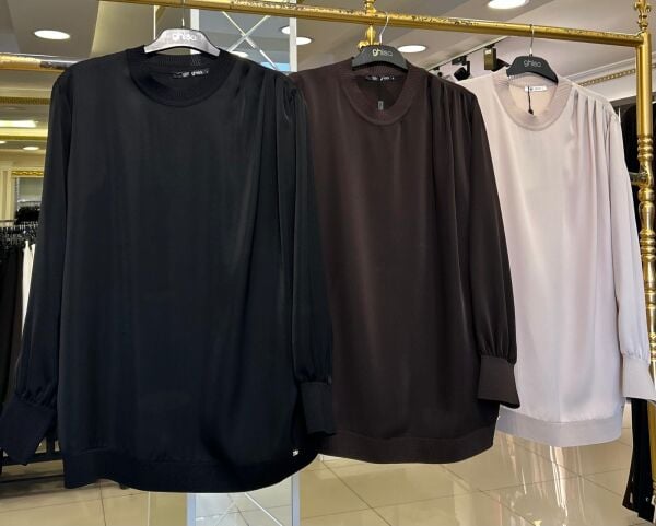 OMZU PİLE DETAYLI KREP KUMAŞ BLUZ /GHISA 4488