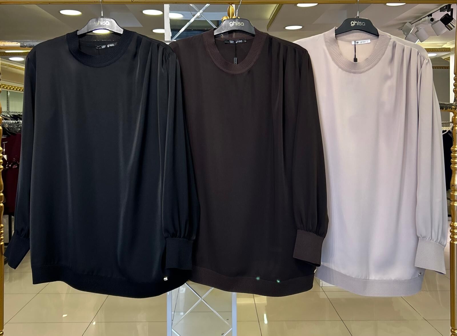 OMZU PİLE DETAYLI KREP KUMAŞ BLUZ /GHISA 4488