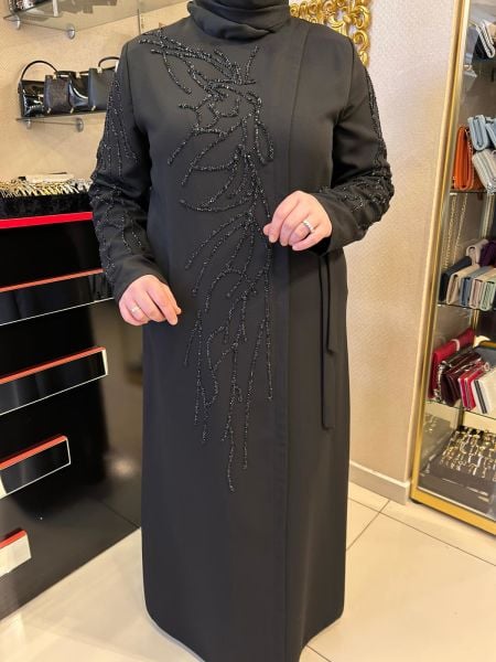 TAŞ İŞLEMELİ YAN KAPAMALI FERACE/ZERENAY