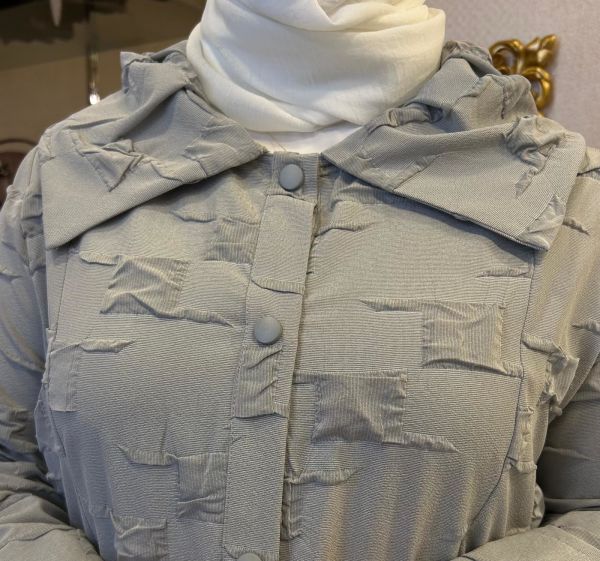 KABARTMA DESEN YAKALI TRENÇ/NUSS