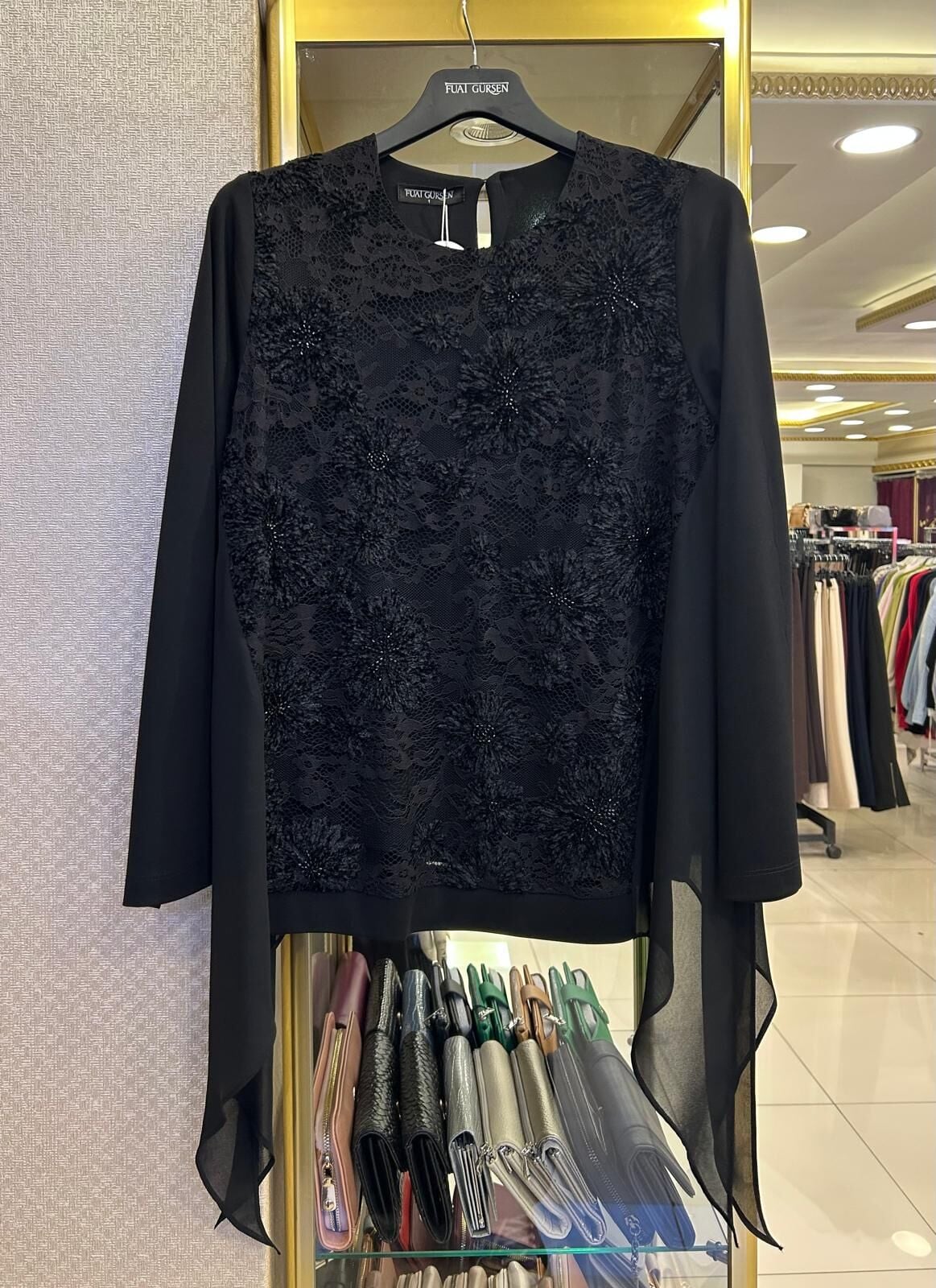 ÖNÜ İŞLEMELİ ŞİFON DTY. BLUZ /FUAT GÜRŞEN 6300