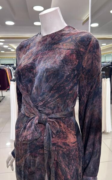 BELİ BAĞLAMA DTY. KARIŞIK RENKLİ ELBİSE/ NUSS