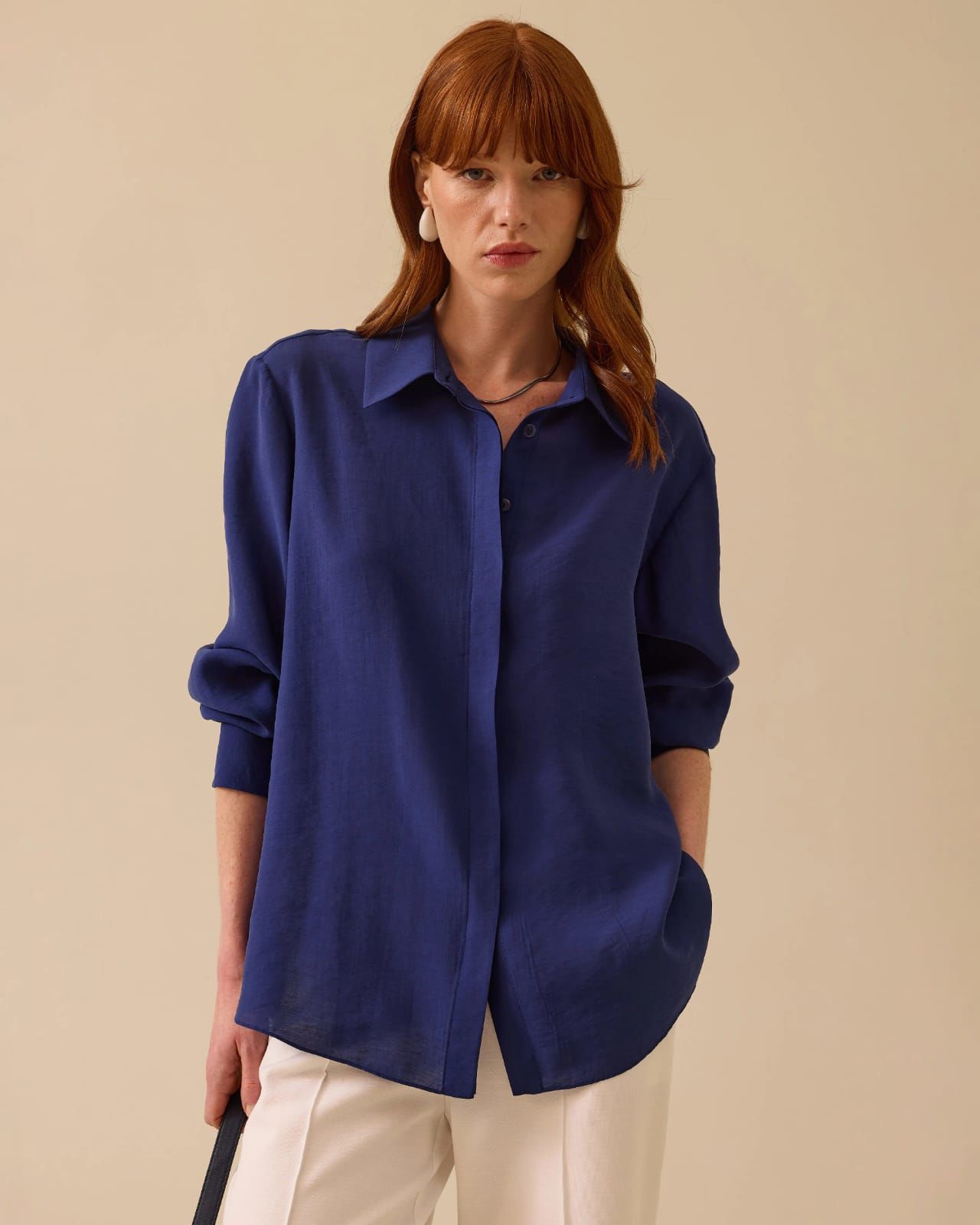 DÜĞMELİ UZUN KOLLU KLASİK GÖMLEK/SEÇİL