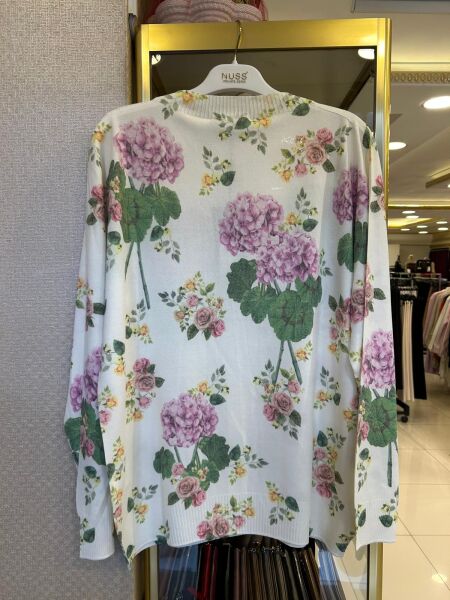 TAŞ İŞLEMELİ ÇİÇEK DESENLİ MERSERİZE BLUZ /GHISA