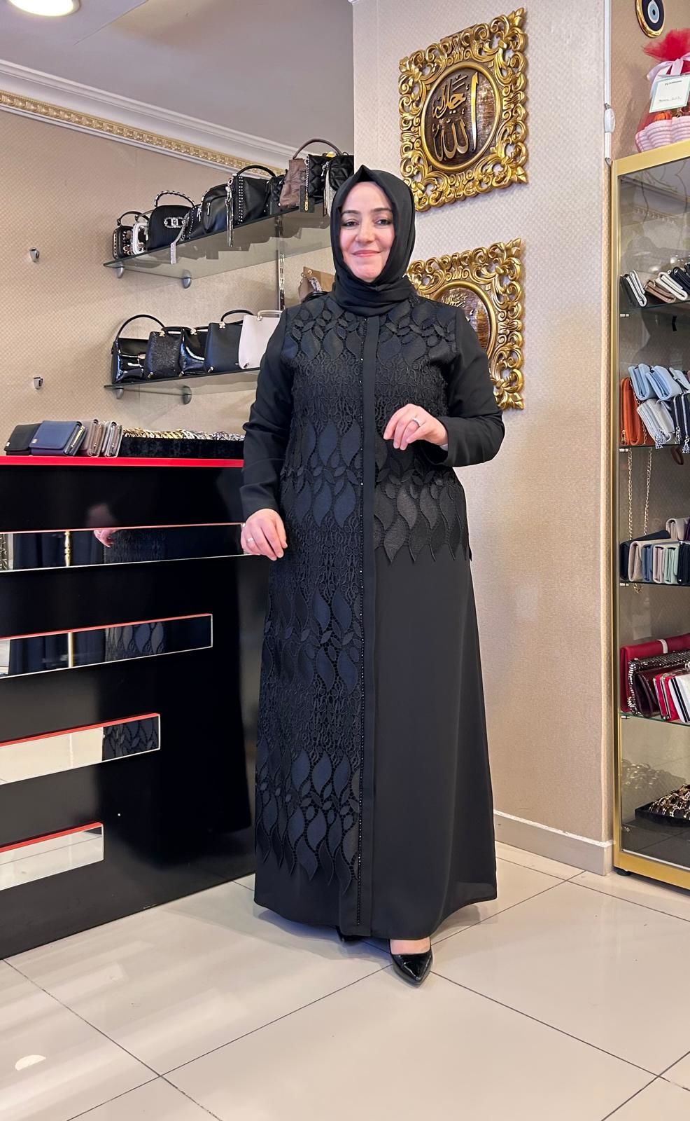 TAŞ VE GÜPÜR DTY. FERMUARLI FERACE/ZERENAY