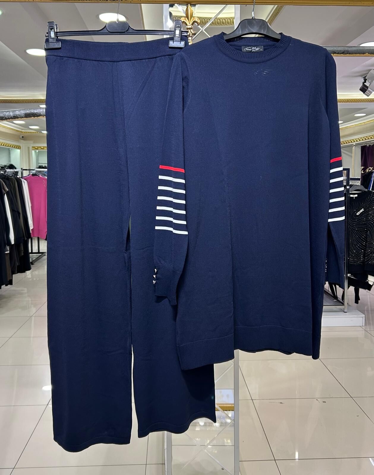 KOLU ÇİZGİ DETAYLI MERSERİZE TAKIM /NURCAN ÇETİN 