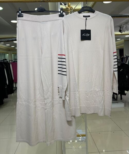 KOLU ÇİZGİ DETAYLI MERSERİZE TAKIM /NURCAN ÇETİN 