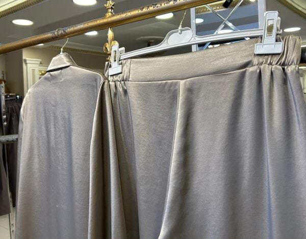 SİTARE TAŞ İŞLEMELİ BAĞLAMA DTY. SATEN TAKIM/ THREE LIGHT