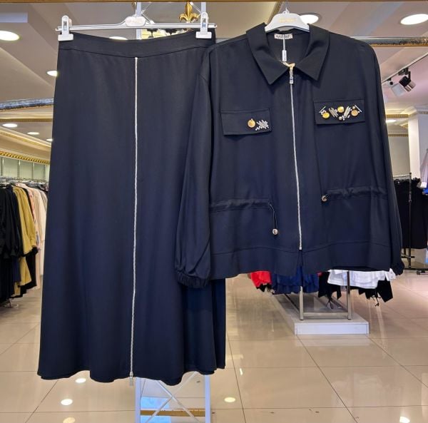 ﻿PUL İŞLEMELİ BELİ BÜZGÜLÜ CEKET VE ETEK TAKIM/MÜSEMMA