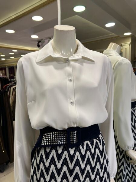 KREP GÖMLEK VE ÇİFT RENKLİ ÖRME ETEK TAKIM/ FUAT GÜRŞEN