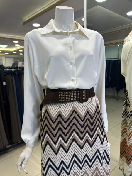 KREP GÖMLEK VE ÇİFT RENKLİ ÖRME ETEK TAKIM/ FUAT GÜRŞEN