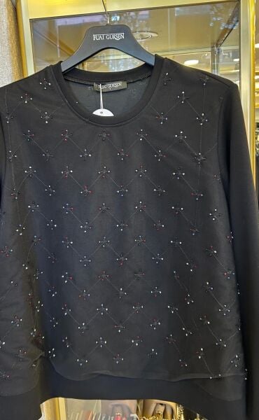 ÖNÜ TÜL DTY. BONCUK İŞLEMELİ BLUZ /FUAT GÜRŞEN