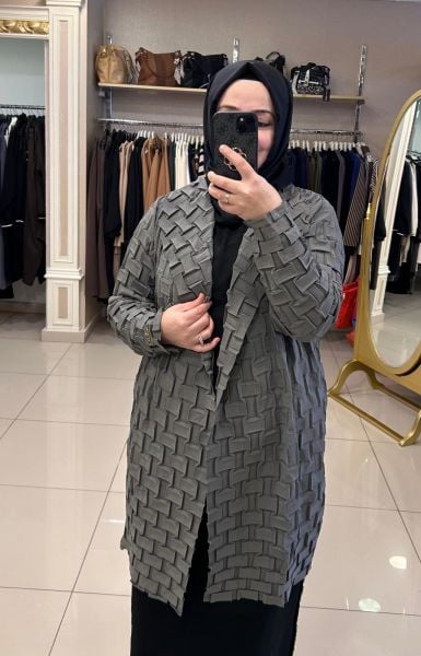 ÜÇ BOYUTLU KABARTMA DESEN CEKET/GHISA