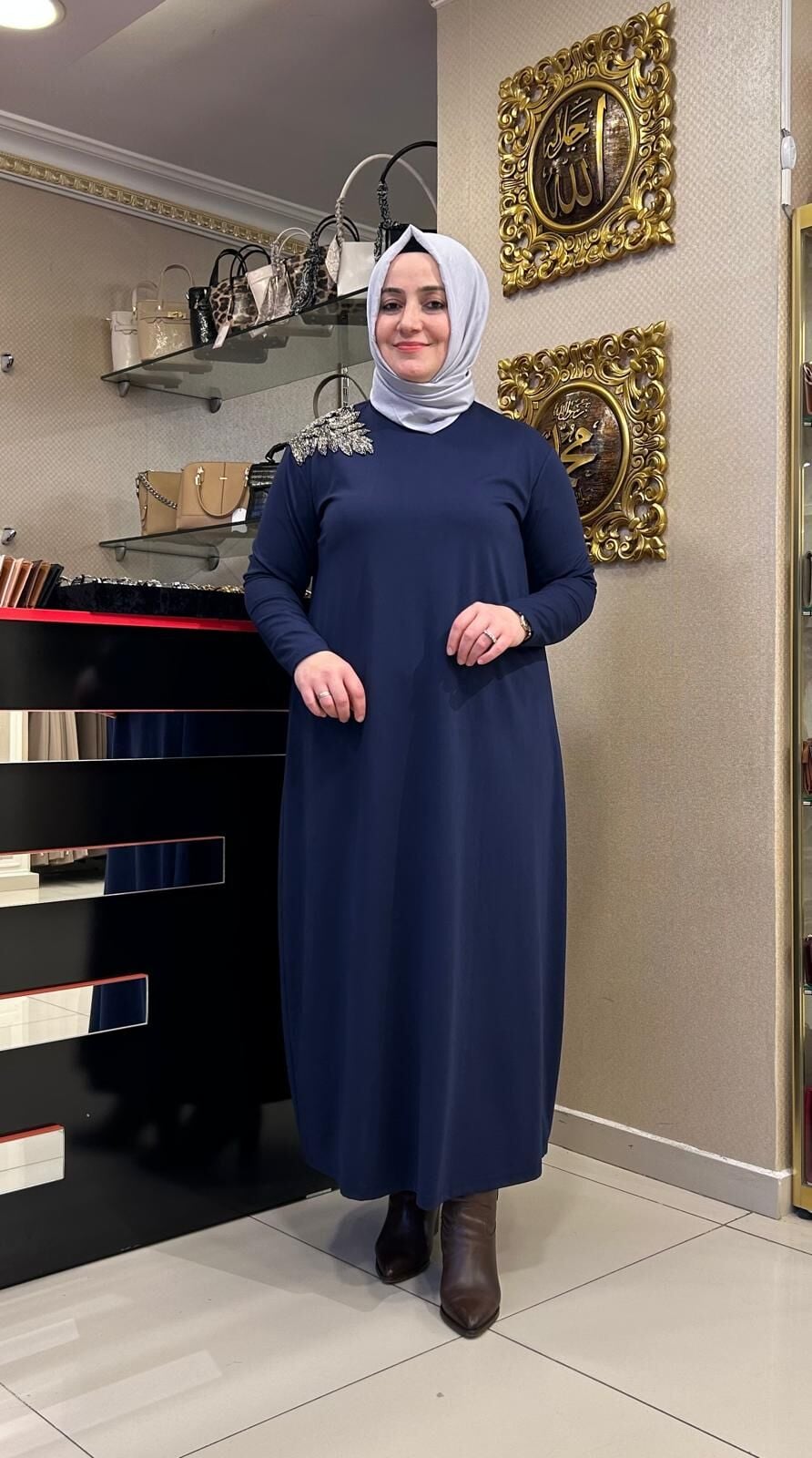 OMZU BONCUK İŞLEMELİ BAMBU KUMAŞ ELBİSE /NURCAN ÇETİN 