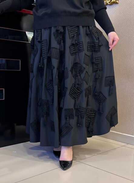 ÖNÜ PARÇA KUMAŞ VE PÜSKÜL DTY. PARAŞÜT ETEK/ GHISA