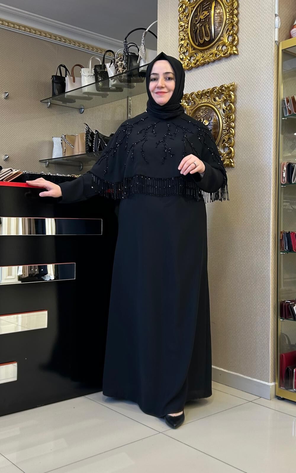 PELERİNLİ BONCUK İŞLEMELİ ABİYE ELBİSE /TASVİR