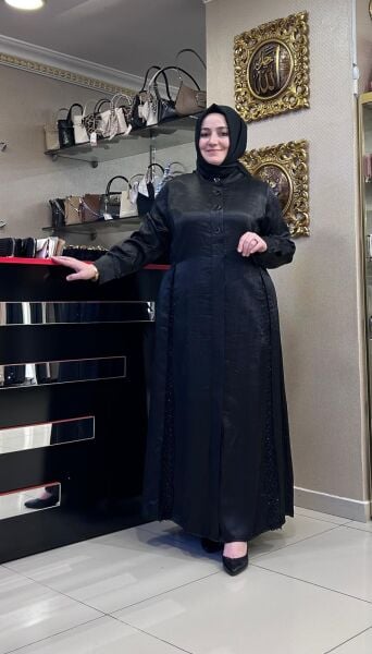 ETEĞİ VE SIRTI İŞLEME DTY. SATEN  ELBİSE/ LISSMORE