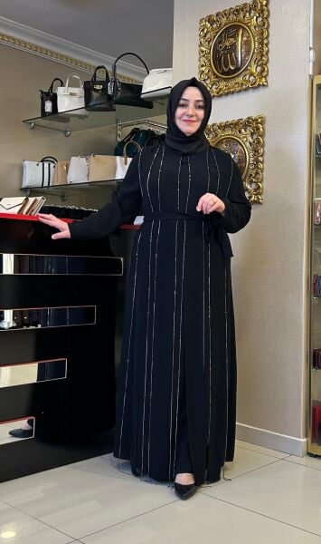 PARÇALI TAŞ DTY. KREP KUMAŞ ELBİSE/ BELGİN