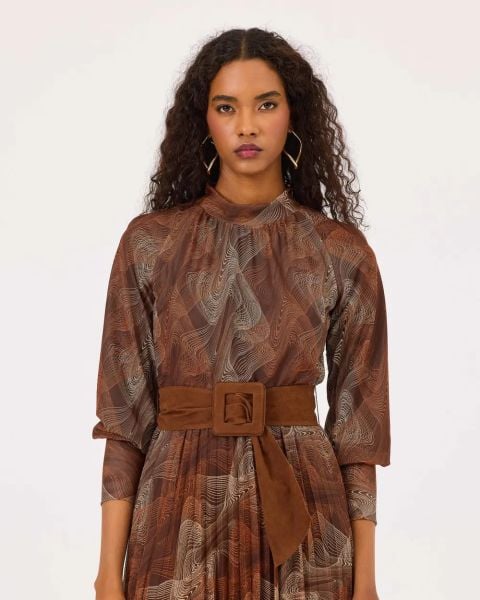 DESENLİ PİLİSELİ KEMER DETAYLI ELBİSE