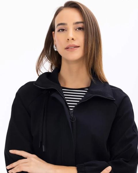 SIRT DETAYLI FERMUARLI KAP