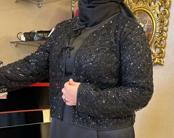 PUL DETAYLI ELBİSELİ SATEN TAKIM /SEÇİL