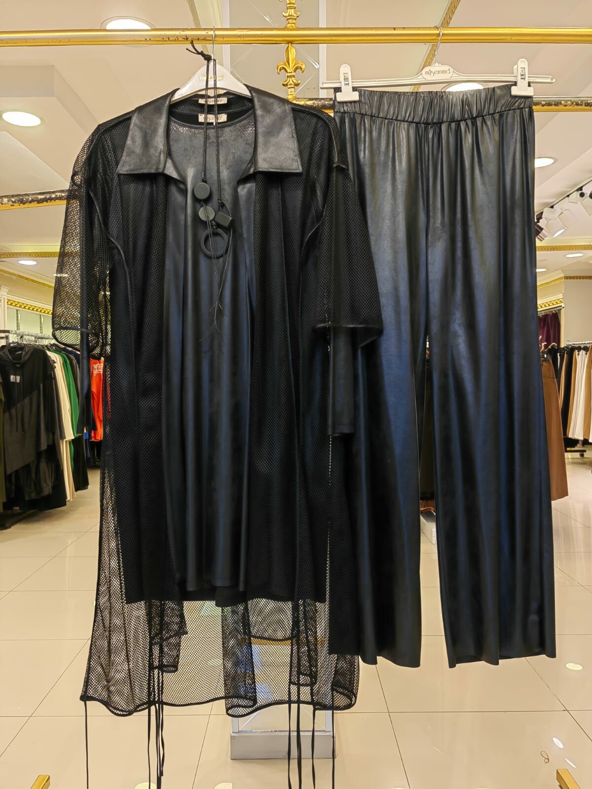 LATEX DERİ PANTOLON TUNİK FİLE YELEK TAKIM