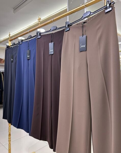 ARKASI LASTİKLİ KISA GENİŞ PAÇA PANTOLON/SENTEZ