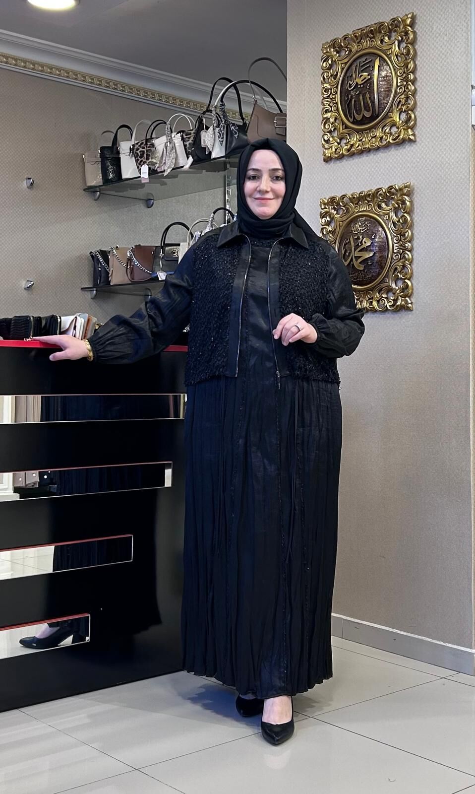 TÜVİT KUMAŞ YELEK DTY. SATEN ELBİSE /LISSMORE 