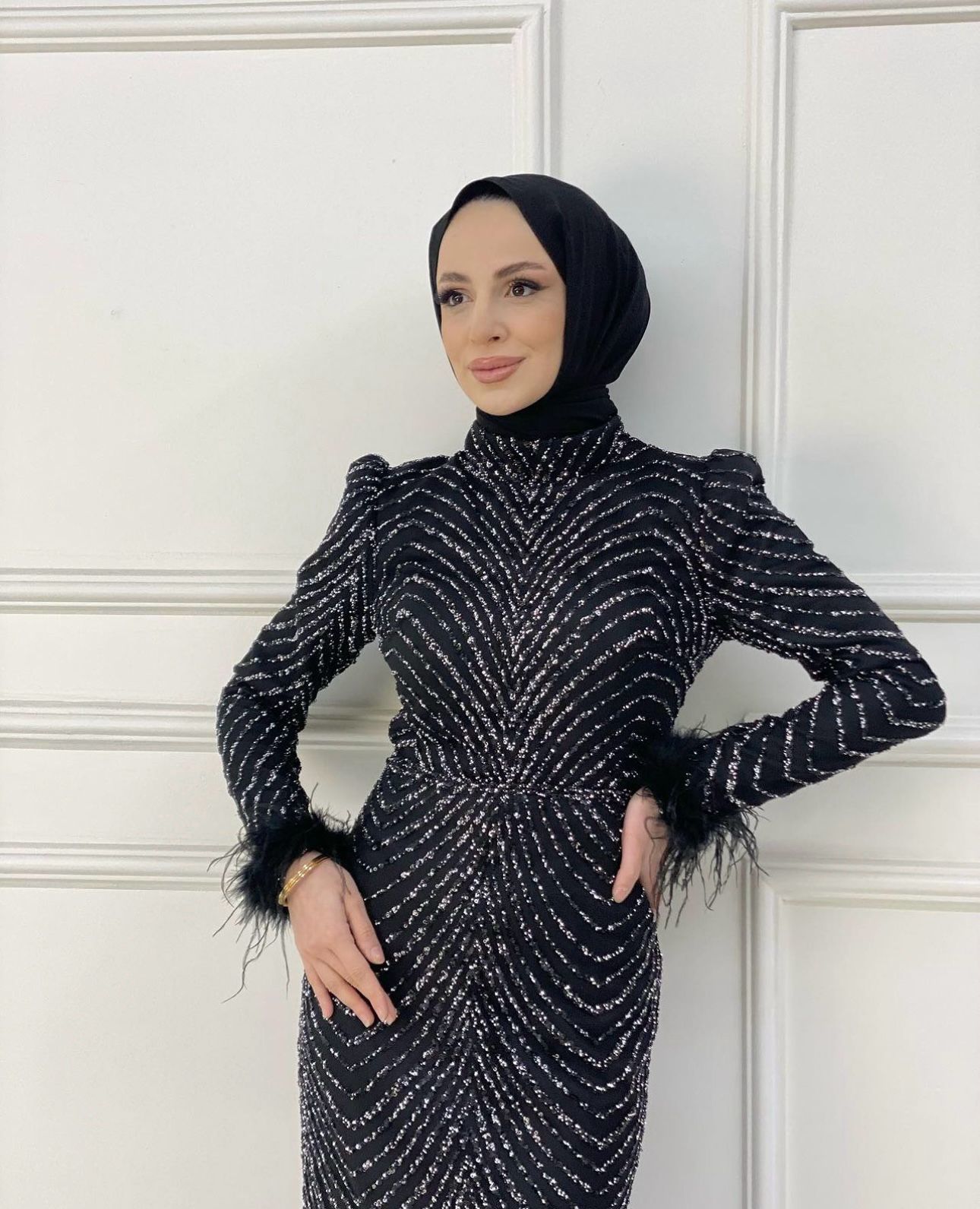 TAŞ İŞLEMELİ ABİYE/ SİYAH