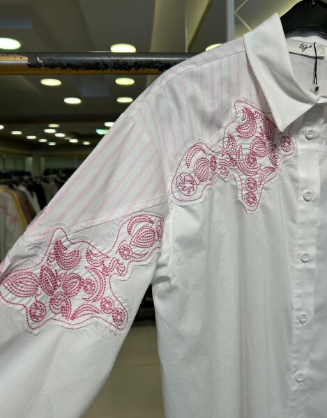 OMUZ VE KOLLARI NAKIŞ DTY. GÖMLEK/ TIĞTRİKO