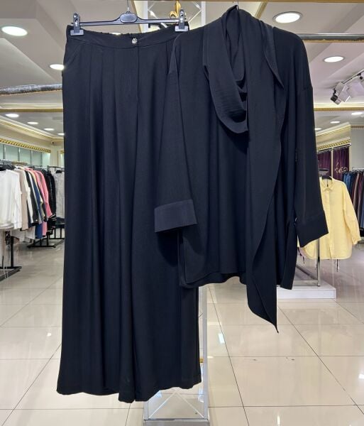 TUNİK YAKASI DETAYLI BOL PANTOLONLU TAKIM/ TIĞTRİKO