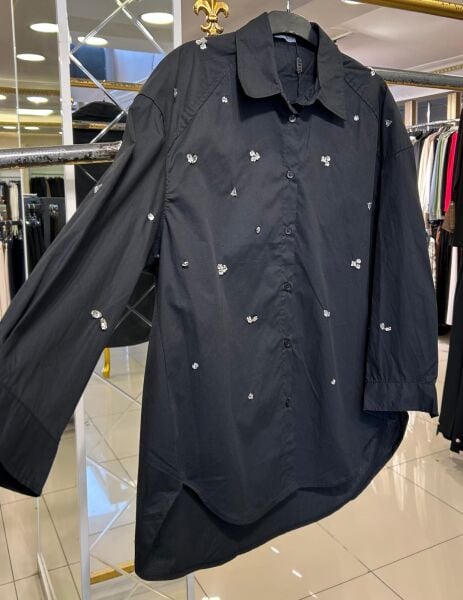 ÜZERİ TAŞ İŞLEMELİ PAMUK GÖMLEK/ GHISA