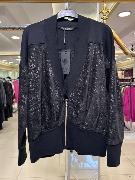 KENDİNDEN DESENLİ KADİFE DTY. YÜN HIRKA /GHISA