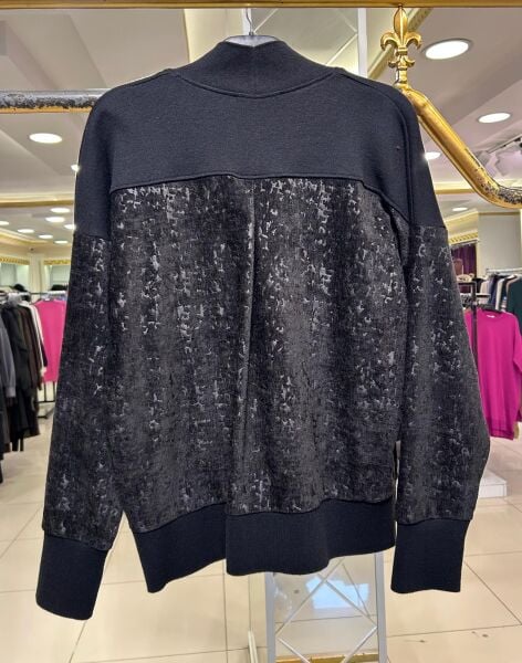 KENDİNDEN DESENLİ KADİFE DTY. YÜN HIRKA /GHISA