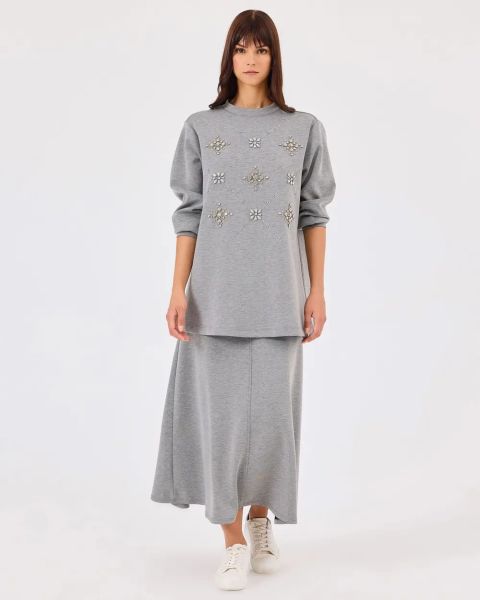 ﻿Yuvarlak yaka taşlı sweatshirt
