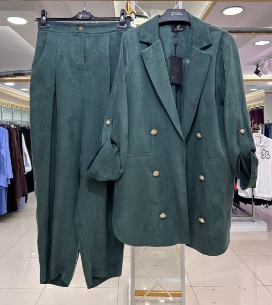 DÜĞME DTY. İPEK KUPRA PANTOLONLU TAKIM/GHISA