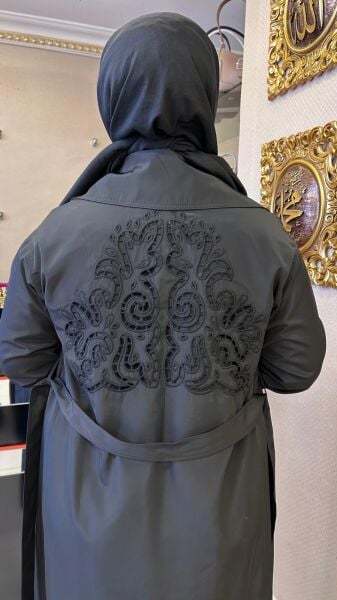 SIRTI İŞLEME DETAYLI TRENÇ /NURCAN ÇETİN 