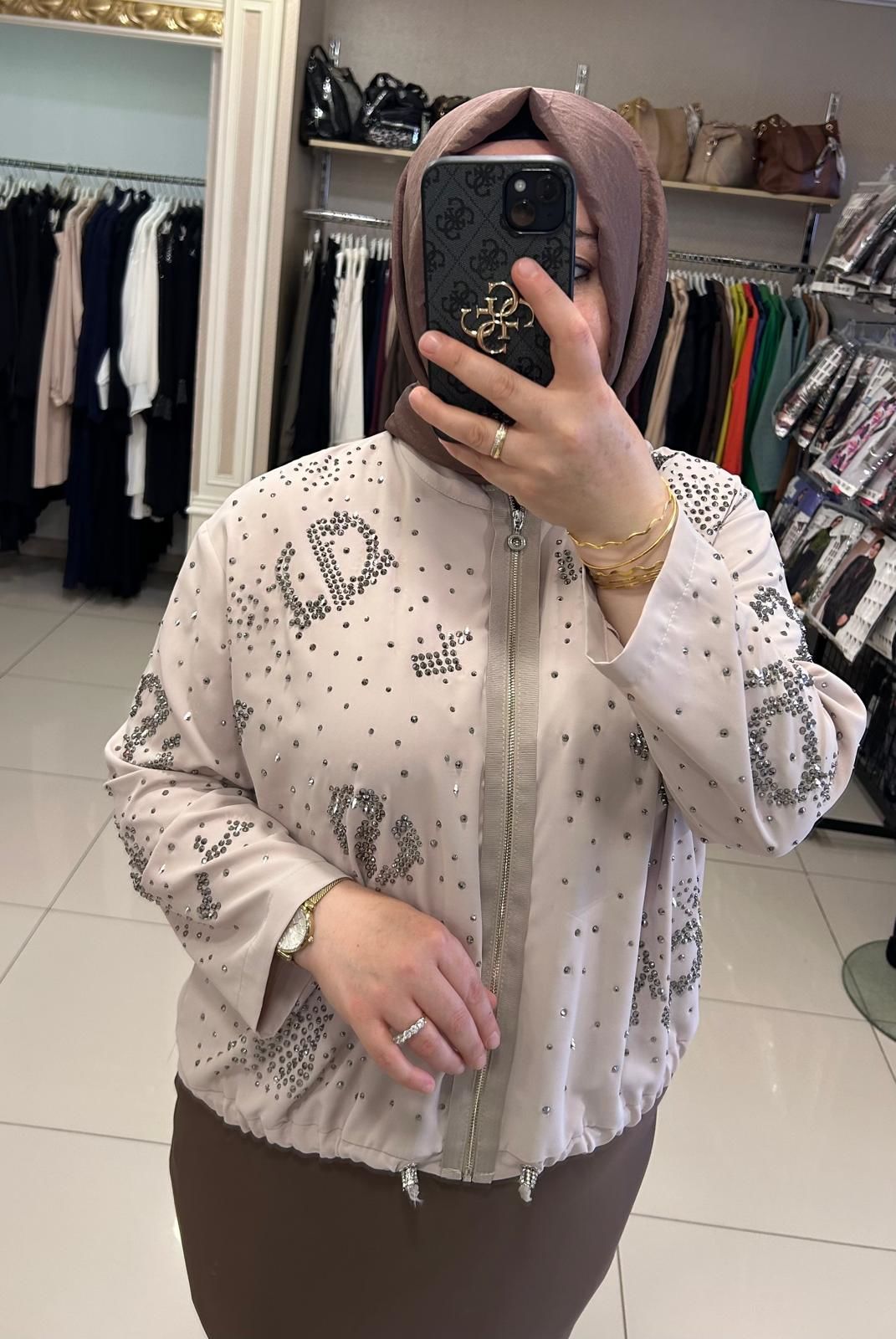 TAŞ İŞLEMELİ FERMUARLI CEKET/GHISA