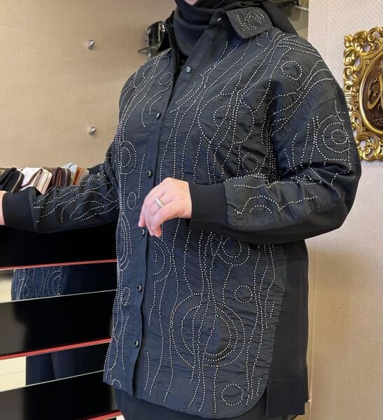 TAMAMI BONCUK İŞLEMELİ GÖMLEK/ GHISA 