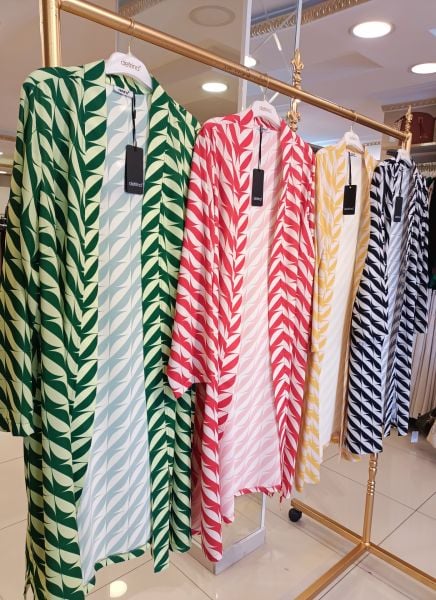 BÜYÜK BEDEN DESENLİ ABAYA