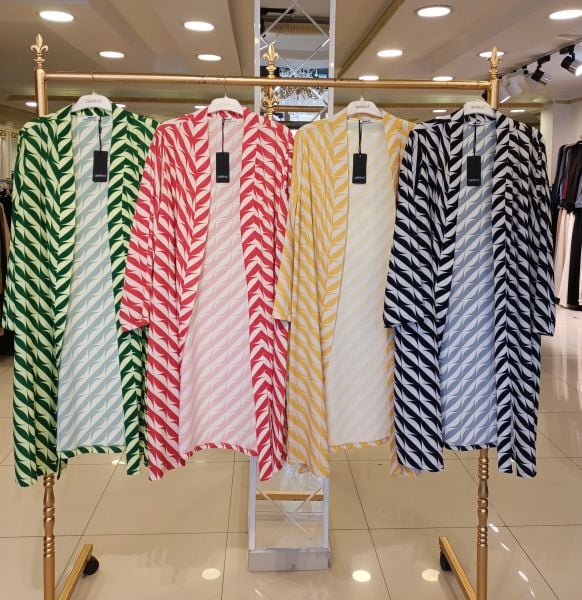 BÜYÜK BEDEN DESENLİ ABAYA