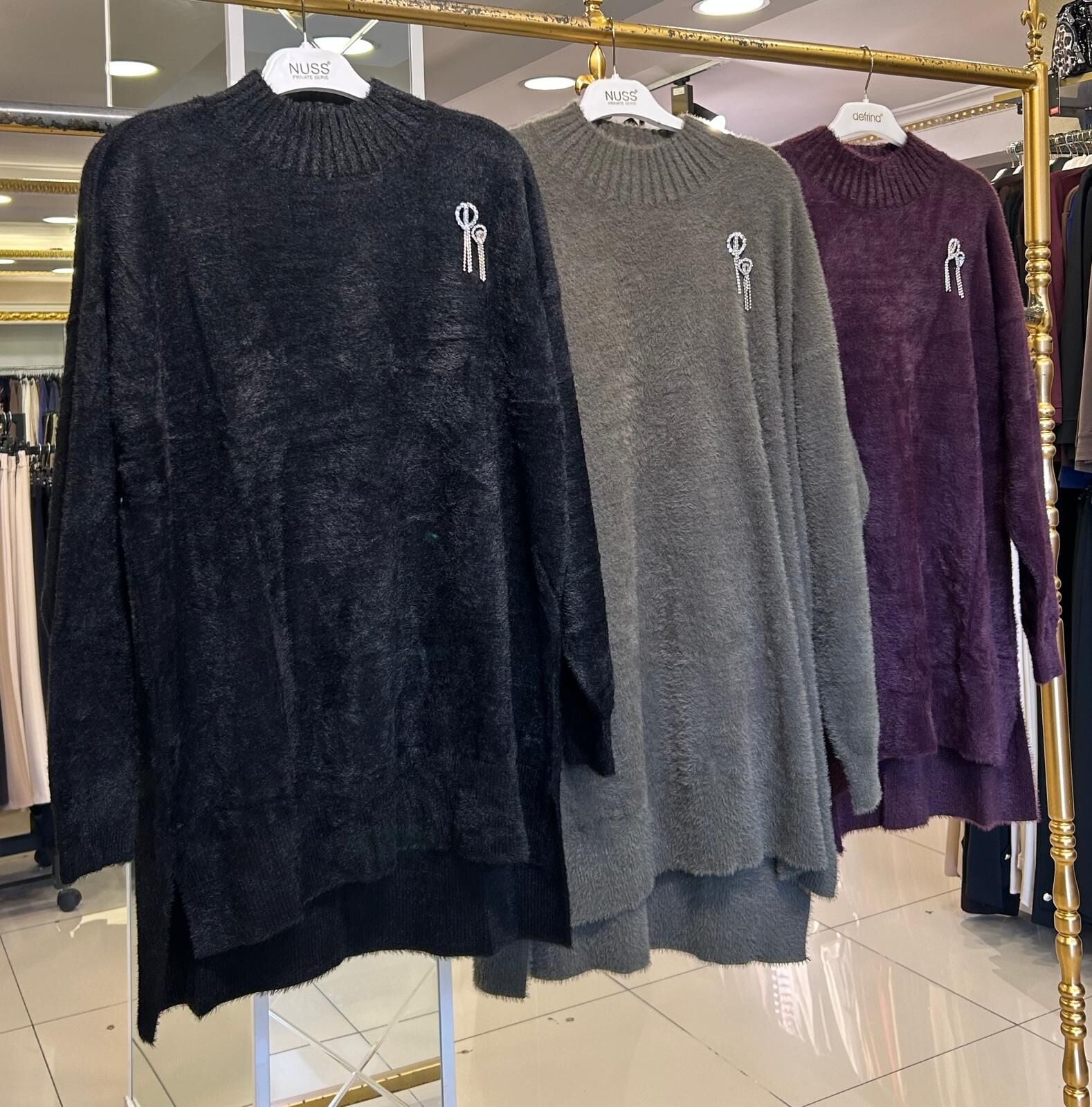 YARIM BALIKÇI BROŞ DTY. ANGORA TUNİK /NUSS 102