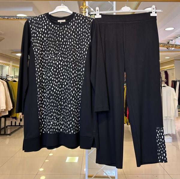 BENEKLİ PANTOLONLU TAKIM/MÜSEMMA