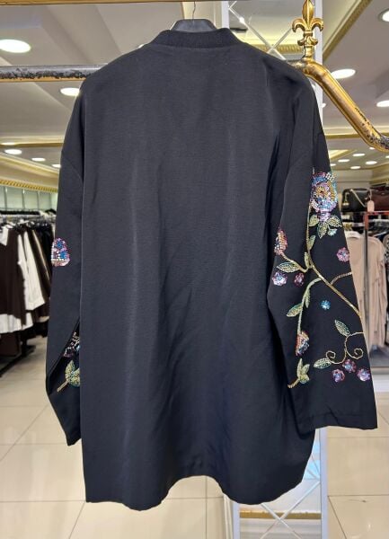 KOLLARI VE ETEK UCU BONCUK İŞLEMELİ CEKET /GHISA