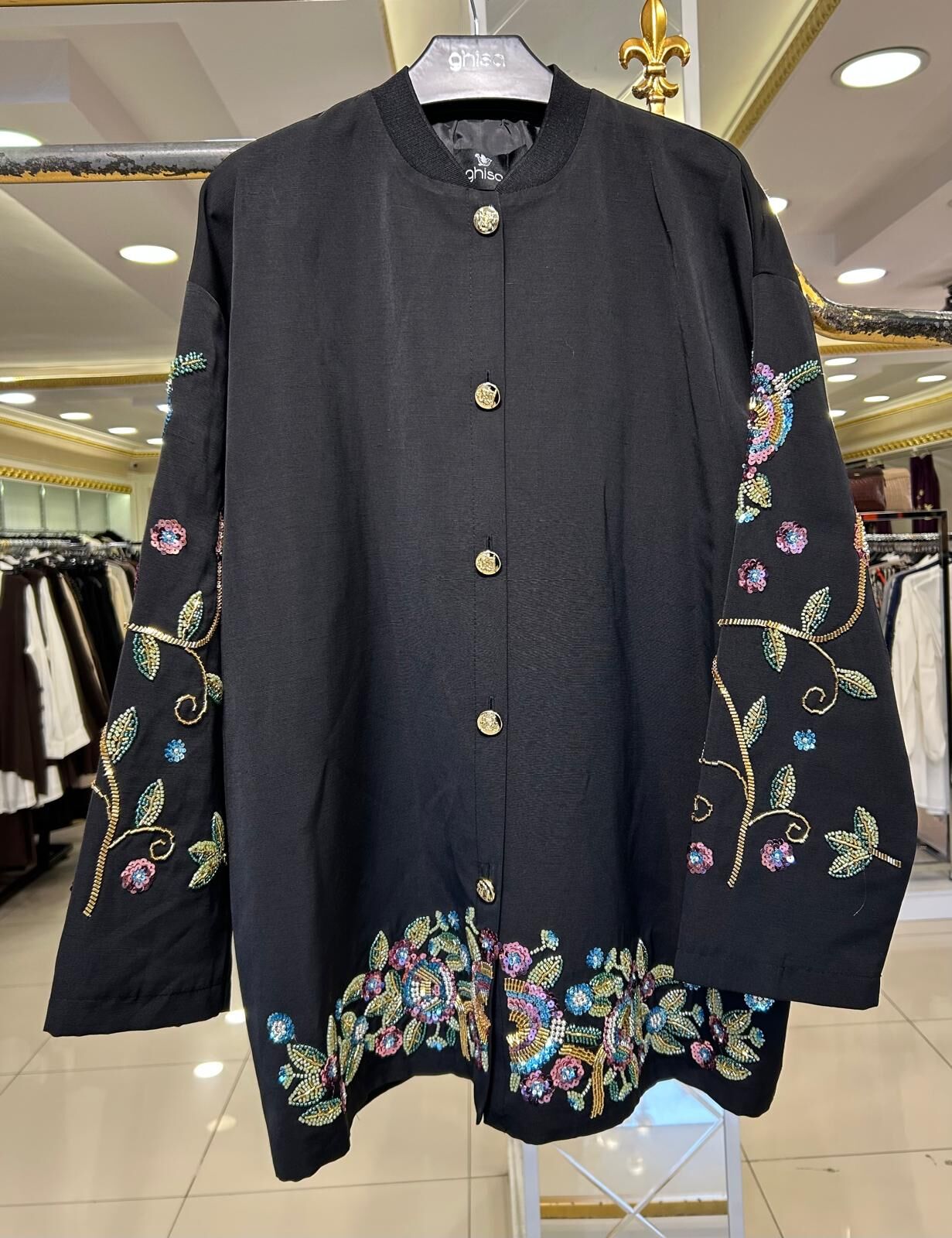 KOLLARI VE ETEK UCU BONCUK İŞLEMELİ CEKET /GHISA