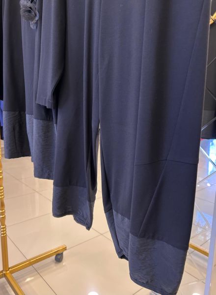 YAKASI ÇİÇEK DTY. PANTOLONLU TAKIM/GHISA
