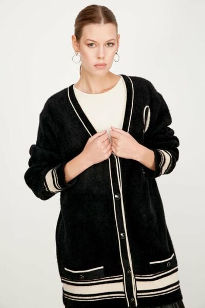 KOLEJ DETAYLI MİNK HIRKA SİYAH