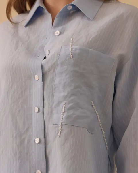 ÇİZGİLİ CEP VE İŞLEME DTY. GÖMLEK/ SEÇİL