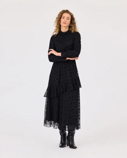 DESENLİ DİK YAKA KEMERLİ ELBİSE