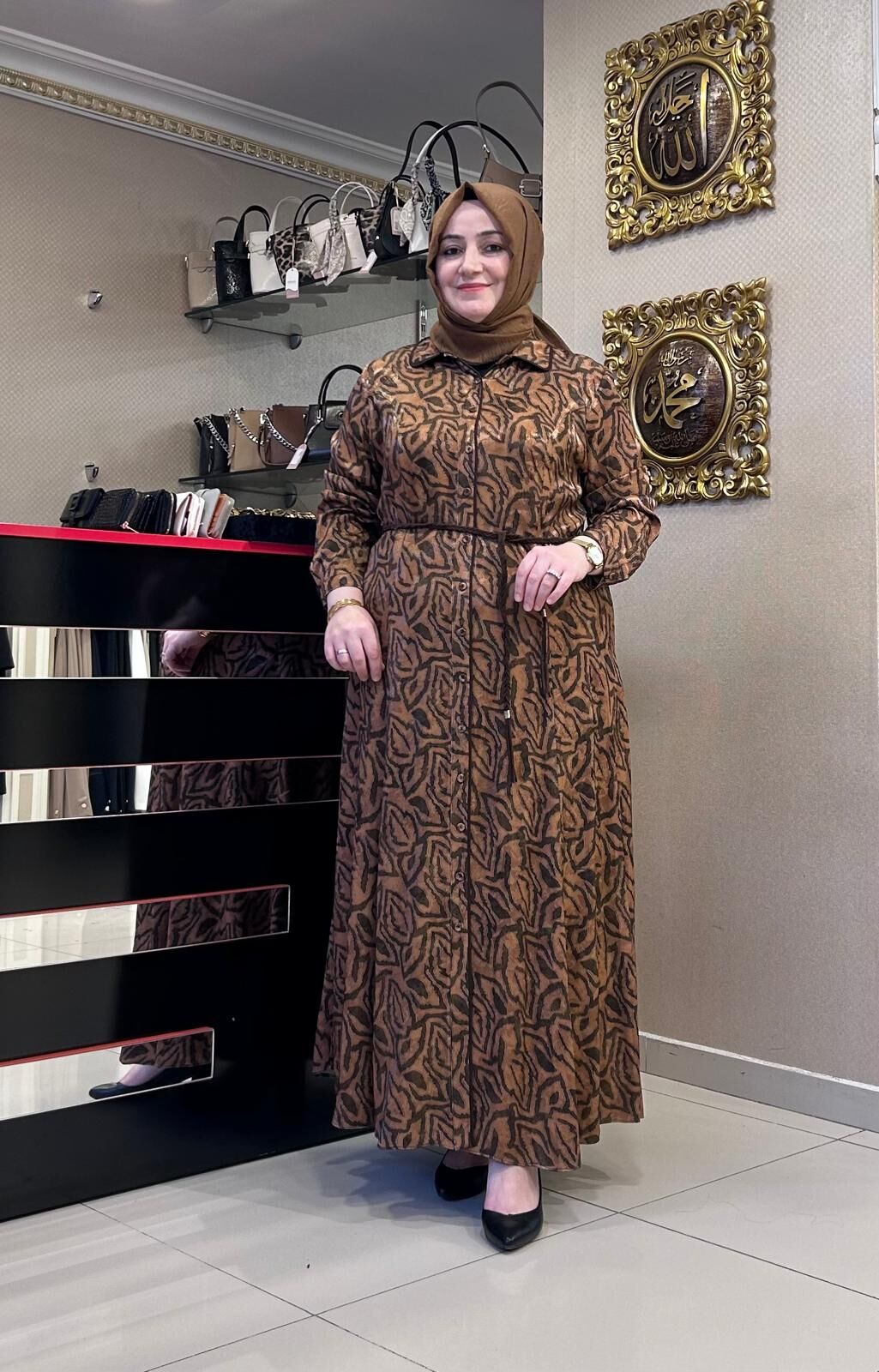 BELİ BAĞLAMA DTY. DESENLİ VİSKOZ ELBİSE/ SEÇİL